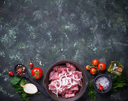 Alternative Proteins in Pet Food: Is Insect-Based or Lab-Grown Meat the Future?